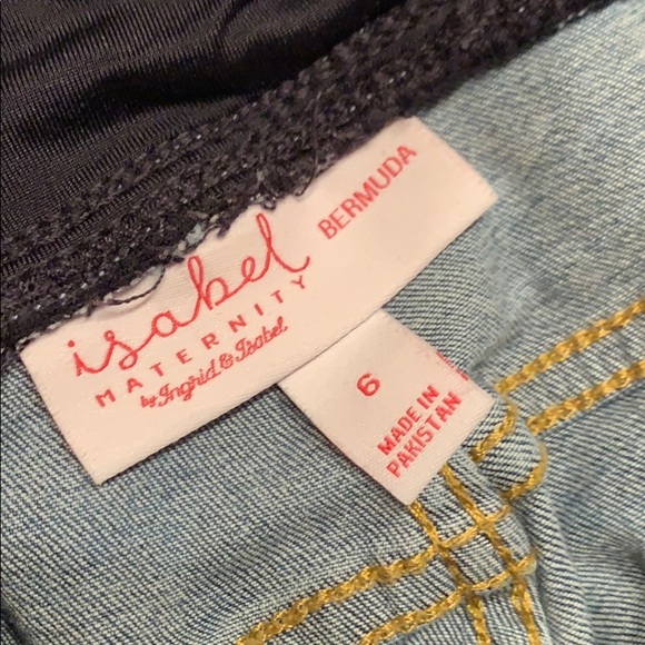 New Isabel Maternity distressed jean shorts 6 - Picture 4 of 5